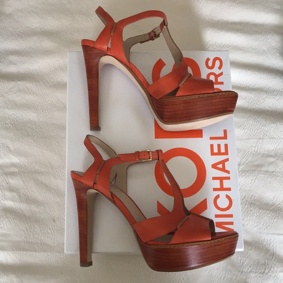 Kors Michael Kors Brookton heels - Picture 3 of 13